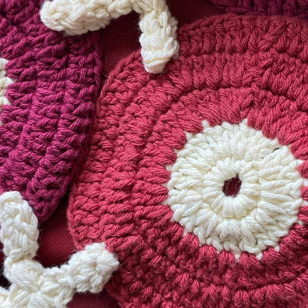 Crate&Barrel Square Crocheted Pillow Cover Deep Reds White Boho 23